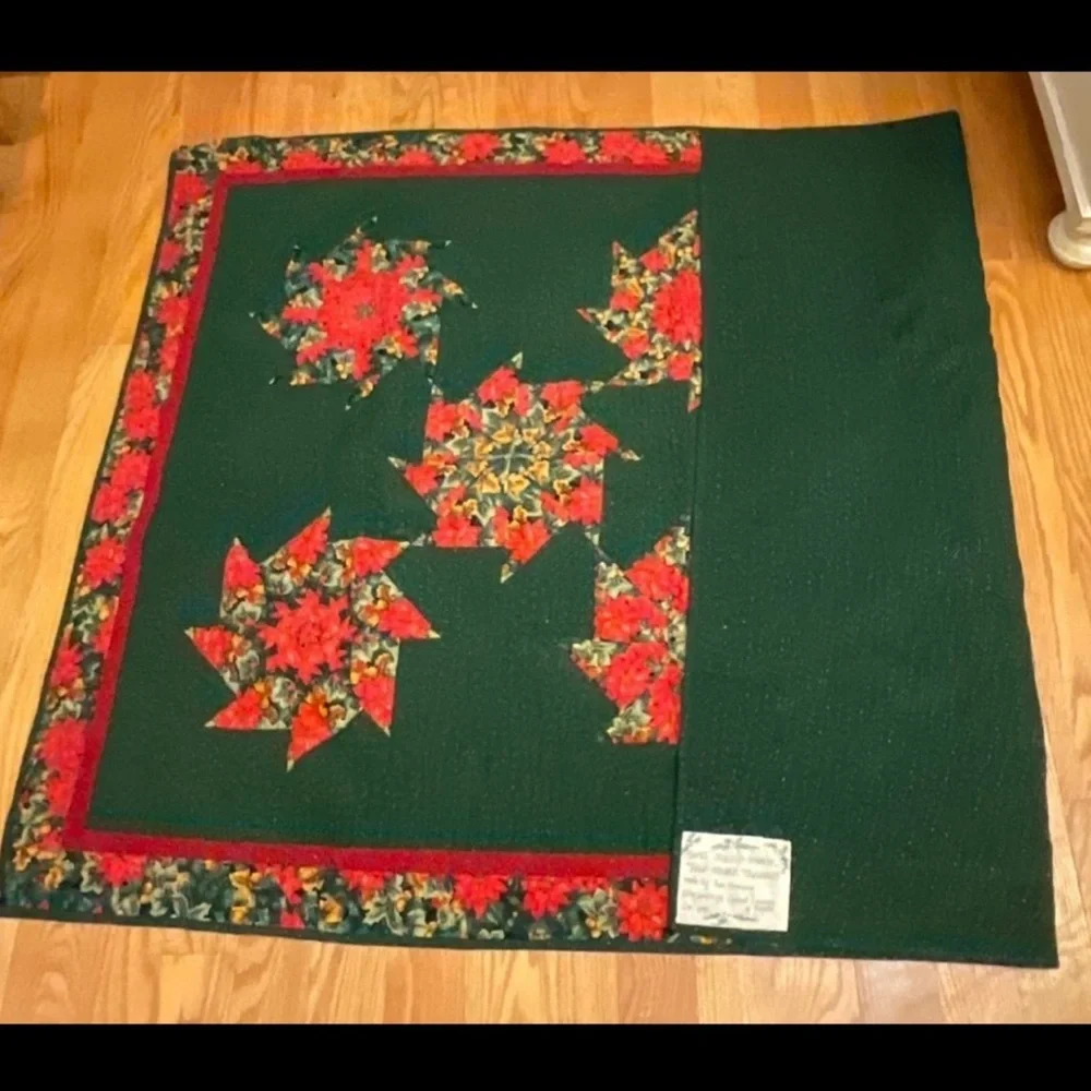 Handmade Vintage Christmas Quilt - Picture 3 of 8